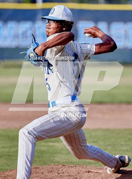 Thumbnail 1 in Central Catholic @ Oakmont (CIF NorCal D3 Final) photogallery.