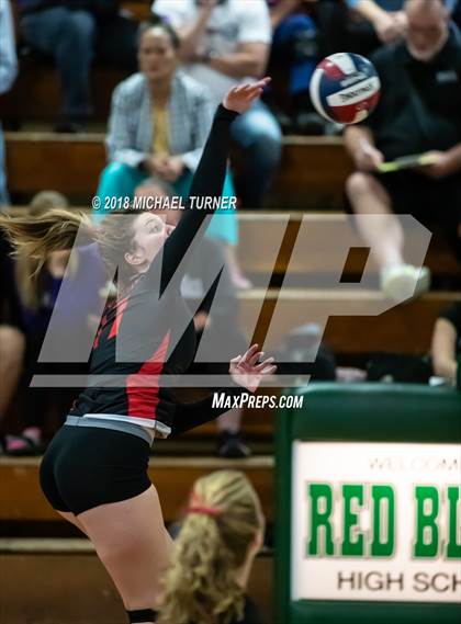 Thumbnail 3 in Foothill vs. Shasta (NSCIF D3 FINAL) photogallery.