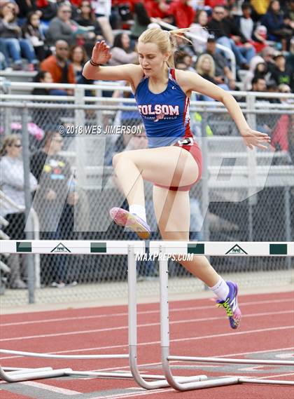 Thumbnail 3 in 4th Annual Randy Sturgeon Invitational (100, 100 HH, 300 LH, 400) photogallery.