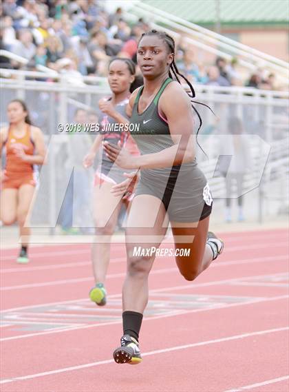 Thumbnail 3 in 4th Annual Randy Sturgeon Invitational (100, 100 HH, 300 LH, 400) photogallery.