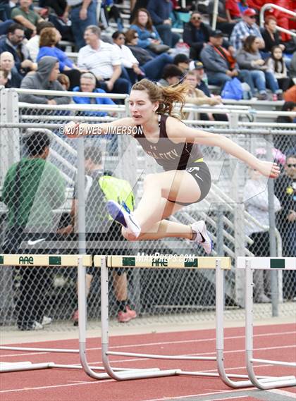 Thumbnail 3 in 4th Annual Randy Sturgeon Invitational (100, 100 HH, 300 LH, 400) photogallery.