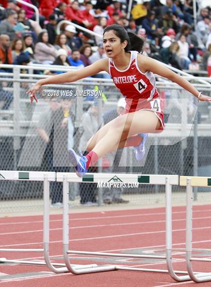 Thumbnail 1 in 4th Annual Randy Sturgeon Invitational (100, 100 HH, 300 LH, 400) photogallery.