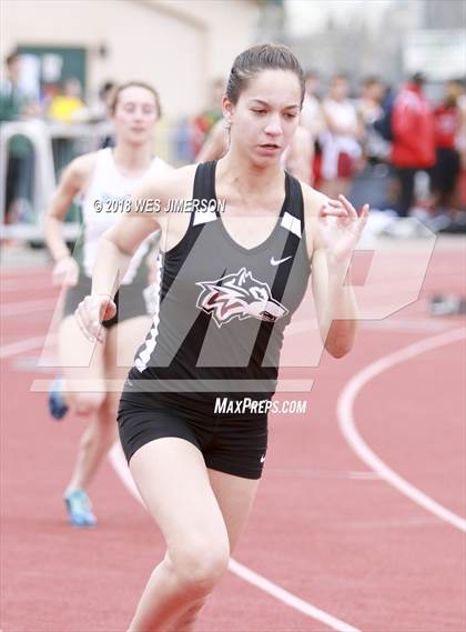 Thumbnail 2 in 4th Annual Randy Sturgeon Invitational (100, 100 HH, 300 LH, 400) photogallery.