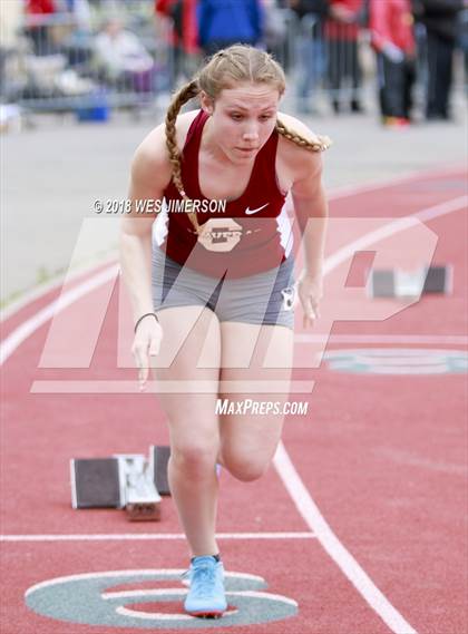 Thumbnail 1 in 4th Annual Randy Sturgeon Invitational (100, 100 HH, 300 LH, 400) photogallery.
