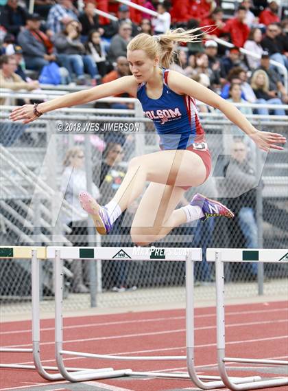 Thumbnail 1 in 4th Annual Randy Sturgeon Invitational (100, 100 HH, 300 LH, 400) photogallery.