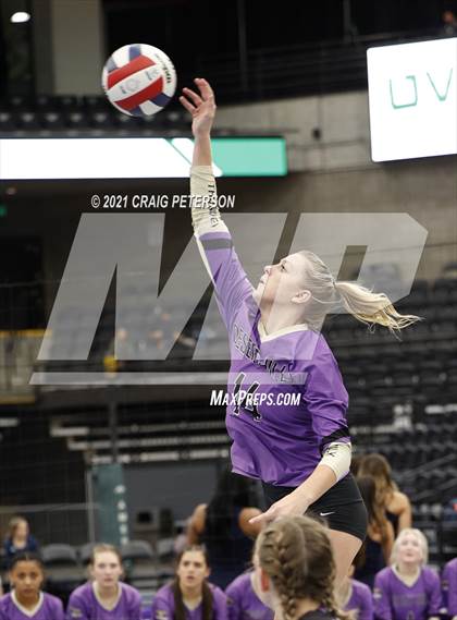 Thumbnail 2 in Desert Hills vs. Green Canyon (UHSAA 4A Quarterfinal Playoff) photogallery.