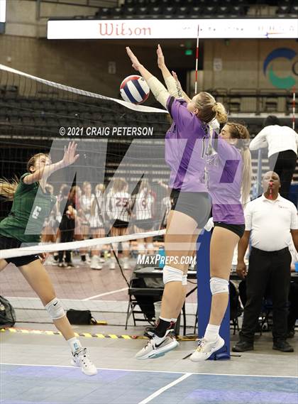 Thumbnail 1 in Desert Hills vs. Green Canyon (UHSAA 4A Quarterfinal Playoff) photogallery.