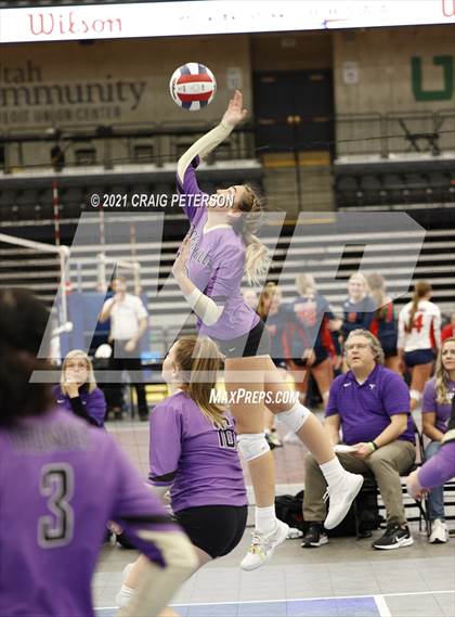 Thumbnail 3 in Desert Hills vs. Green Canyon (UHSAA 4A Quarterfinal Playoff) photogallery.