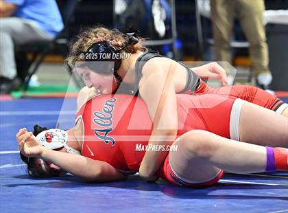 Thumbnail 1 in UIL Wrestling 5A-6A Finals (Round 3) photogallery.