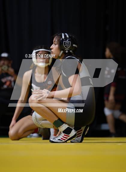 Thumbnail 3 in UIL Wrestling 5A-6A Finals (Round 3) photogallery.