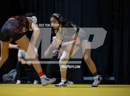 Thumbnail 1 in UIL Wrestling 5A-6A Finals (Round 3) photogallery.