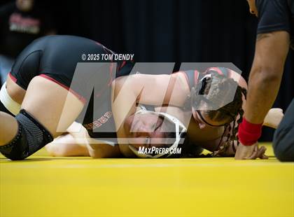 Thumbnail 3 in UIL Wrestling 5A-6A Finals (Round 3) photogallery.