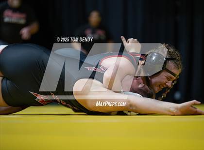 Thumbnail 1 in UIL Wrestling 5A-6A Finals (Round 3) photogallery.
