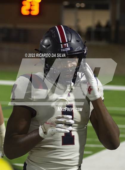 Thumbnail 3 in Tompkins vs Paetow photogallery.