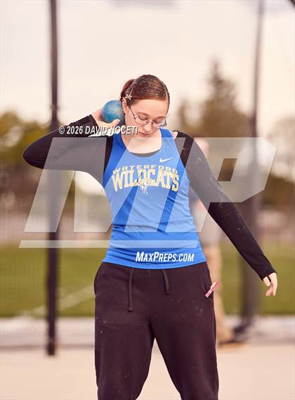 Thumbnail 2 in Red Run Opener photogallery.