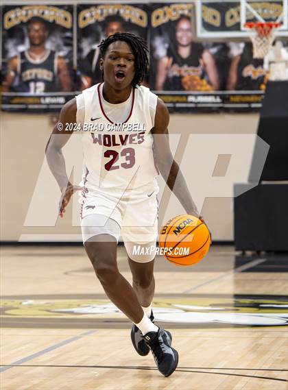 Thumbnail 3 in Dothan vs. Vestavia Hills photogallery.
