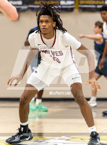 Thumbnail 2 in Dothan vs. Vestavia Hills photogallery.