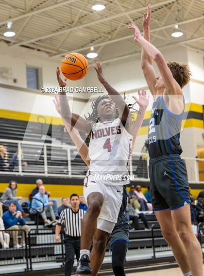Thumbnail 2 in Dothan vs. Vestavia Hills photogallery.