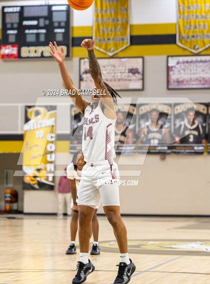 Thumbnail 3 in Dothan vs. Vestavia Hills photogallery.