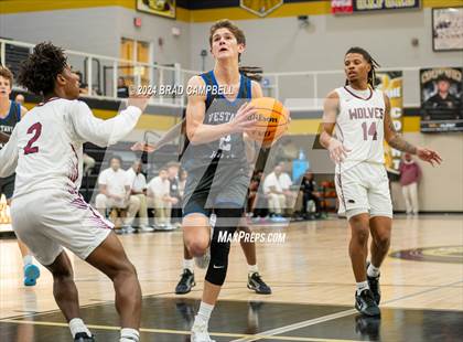 Thumbnail 3 in Dothan vs. Vestavia Hills photogallery.