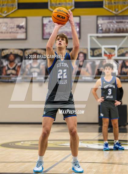 Thumbnail 1 in Dothan vs. Vestavia Hills photogallery.