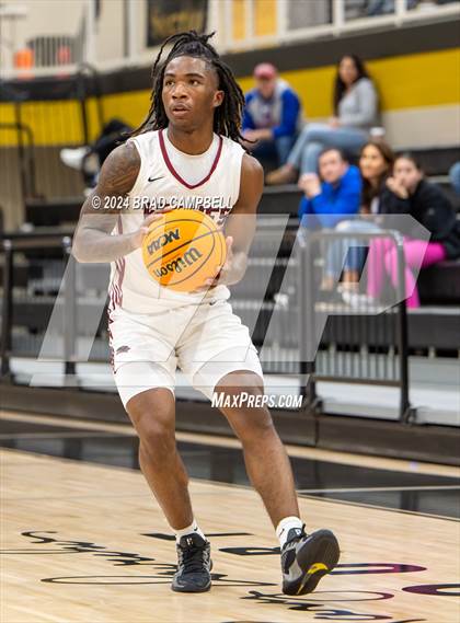 Thumbnail 1 in Dothan vs. Vestavia Hills photogallery.