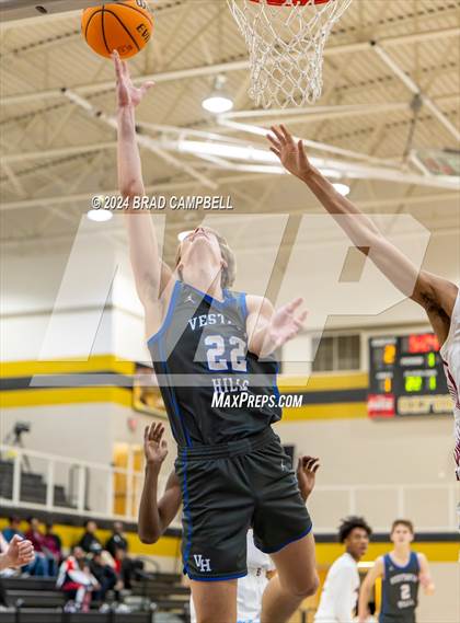 Thumbnail 3 in Dothan vs. Vestavia Hills photogallery.