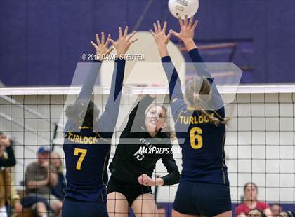 Thumbnail 3 in Turlock vs. Pitman (CIF SJS D1 Final) photogallery.