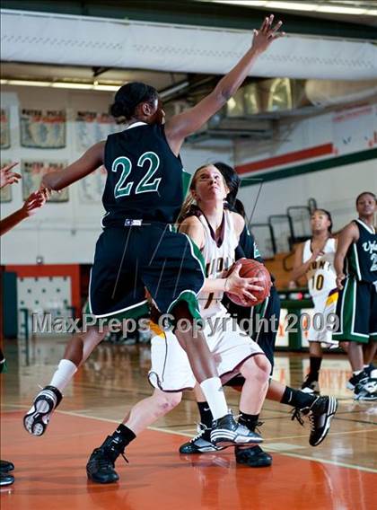 Thumbnail 2 in Arlington vs. Upland (Lady Bears Holiday Classic) photogallery.