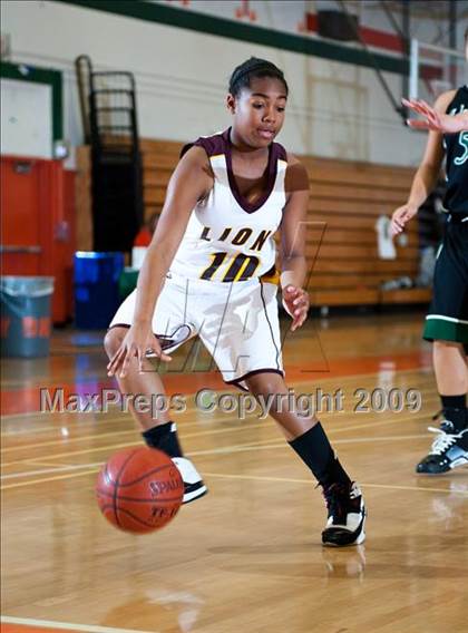 Thumbnail 2 in Arlington vs. Upland (Lady Bears Holiday Classic) photogallery.