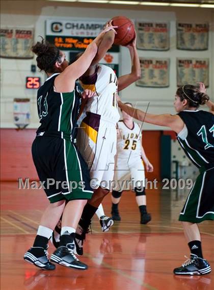 Thumbnail 2 in Arlington vs. Upland (Lady Bears Holiday Classic) photogallery.