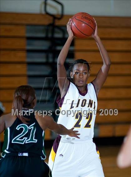 Thumbnail 2 in Arlington vs. Upland (Lady Bears Holiday Classic) photogallery.