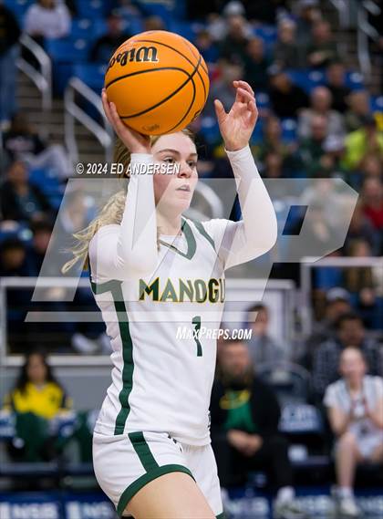 Thumbnail 2 in Bishop Manogue vs. Spanish Springs (NIAA 4A State Championship) photogallery.