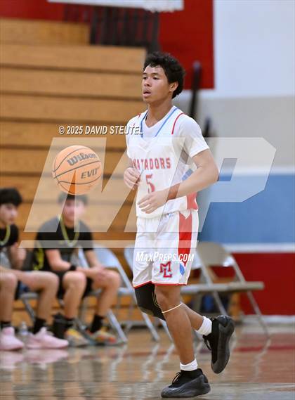 Thumbnail 3 in Lincoln @ Mira Loma photogallery.