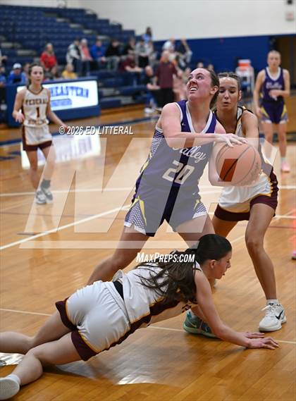 Thumbnail 1 in Federal Hocking vs. Valley (OHSAA Division VI District Final) photogallery.