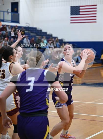 Thumbnail 2 in Federal Hocking vs. Valley (OHSAA Division VI District Final) photogallery.