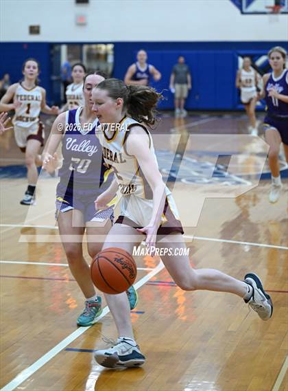 Thumbnail 1 in Federal Hocking vs. Valley (OHSAA Division VI District Final) photogallery.