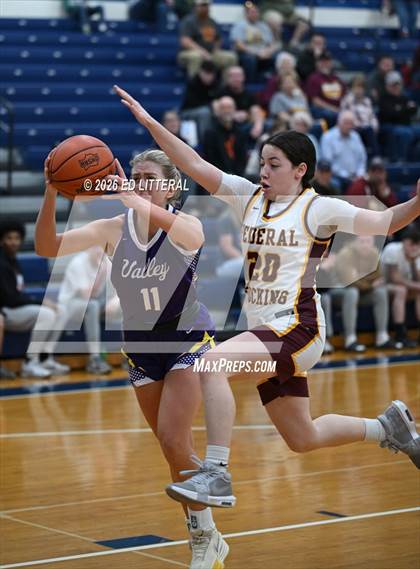 Thumbnail 3 in Federal Hocking vs. Valley (OHSAA Division VI District Final) photogallery.
