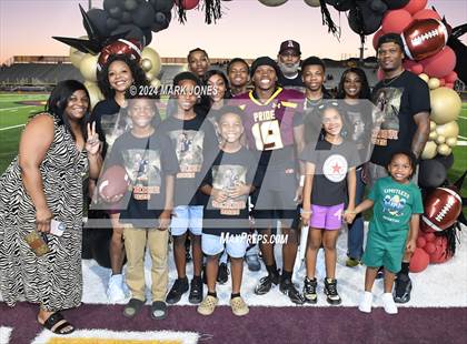 Thumbnail 2 in Mountain Pointe (Senior Night) photogallery.