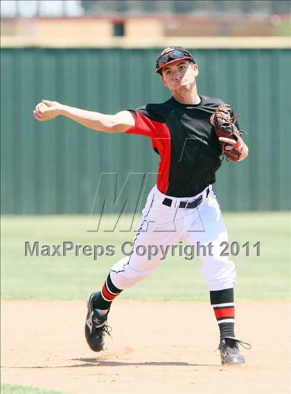 Thumbnail 2 in Bell vs. Coppell (5A Region 1 Area Playoffs - Game 2)  photogallery.