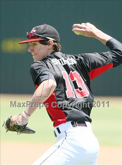 Thumbnail 1 in Bell vs. Coppell (5A Region 1 Area Playoffs - Game 2)  photogallery.