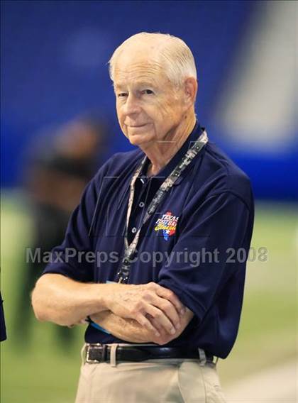 Thumbnail 3 in Westwood vs Lake Travis (Texas Football Classic) photogallery.