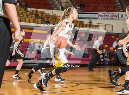 Thumbnail 2 in Quanah vs. Bellevue (Fantasy of Lights) photogallery.