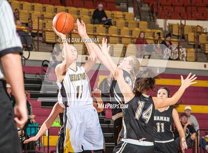 Thumbnail 1 in Quanah vs. Bellevue (Fantasy of Lights) photogallery.