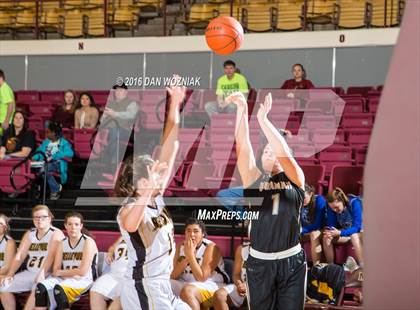 Thumbnail 1 in Quanah vs. Bellevue (Fantasy of Lights) photogallery.