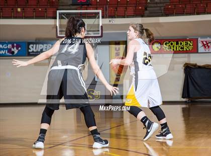 Thumbnail 2 in Quanah vs. Bellevue (Fantasy of Lights) photogallery.