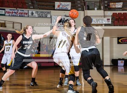 Thumbnail 2 in Quanah vs. Bellevue (Fantasy of Lights) photogallery.