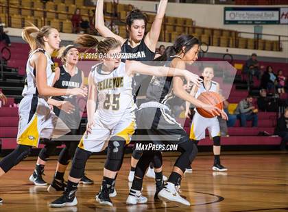 Thumbnail 2 in Quanah vs. Bellevue (Fantasy of Lights) photogallery.
