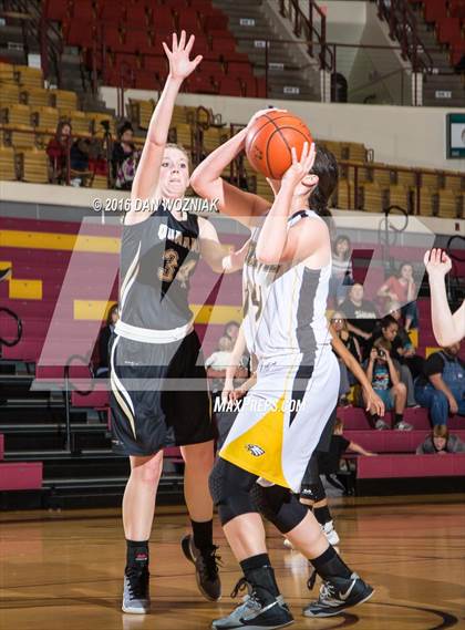 Thumbnail 3 in Quanah vs. Bellevue (Fantasy of Lights) photogallery.