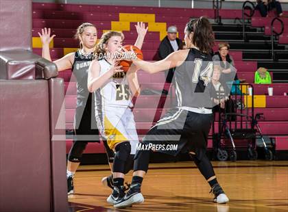 Thumbnail 2 in Quanah vs. Bellevue (Fantasy of Lights) photogallery.